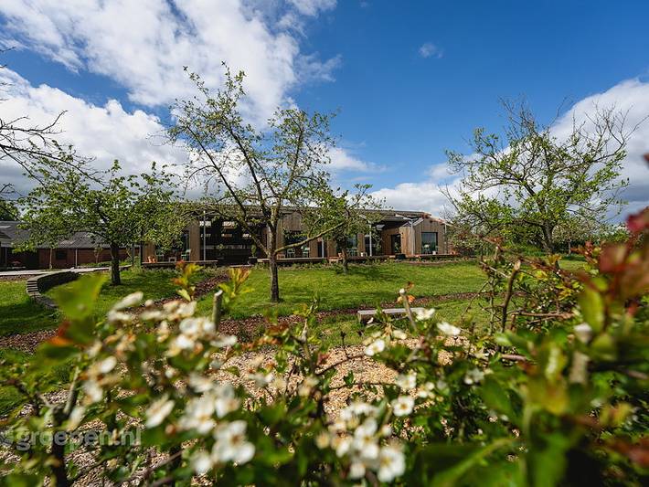Hotel voor 8 personen, with uitzicht op het meer and sauna as well as balkon/terras and terras - 1