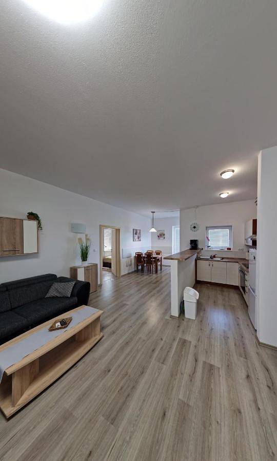 Ferienwohnung für 5 Personen, mit Balkon - 1