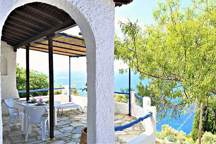 Ferienhaus für 3 Personen, mit Pool und Terrasse sowie Garten, mit Haustier auf Skopelos
