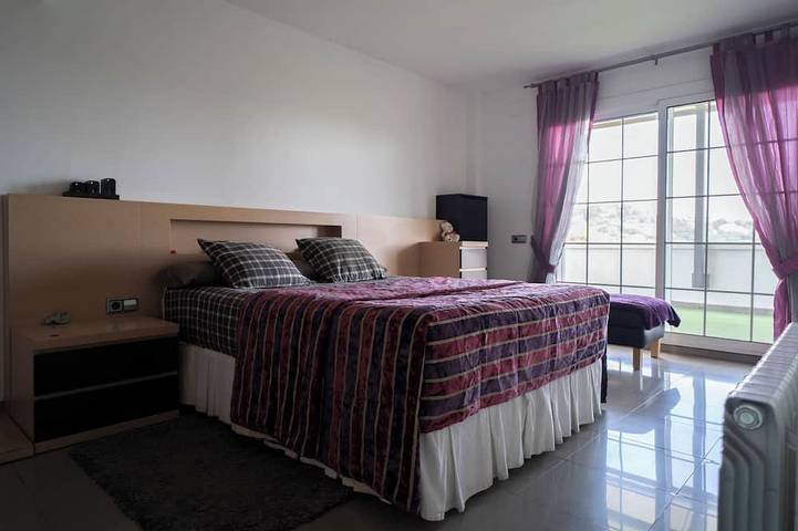 Location de vacances pour 15 personnes, avec piscine ainsi que balcon et jardin à Argentona - 2