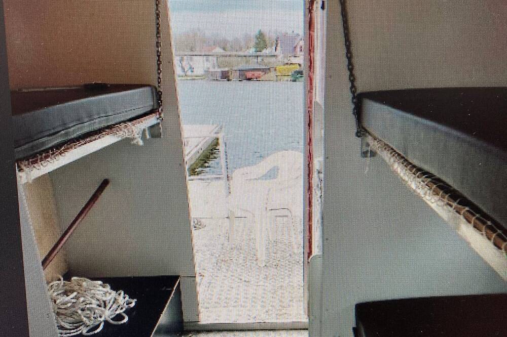 Kleines Hausboot ideal zum Angeln oder um Natur zu erleben! in Lychensee, Lychen