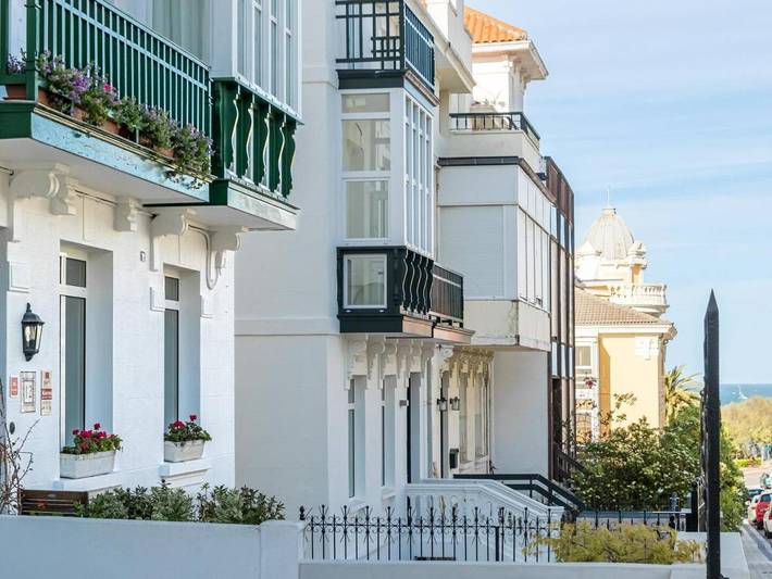 Casa de vacaciones para 14 personas, con vistas y balcón en Santander