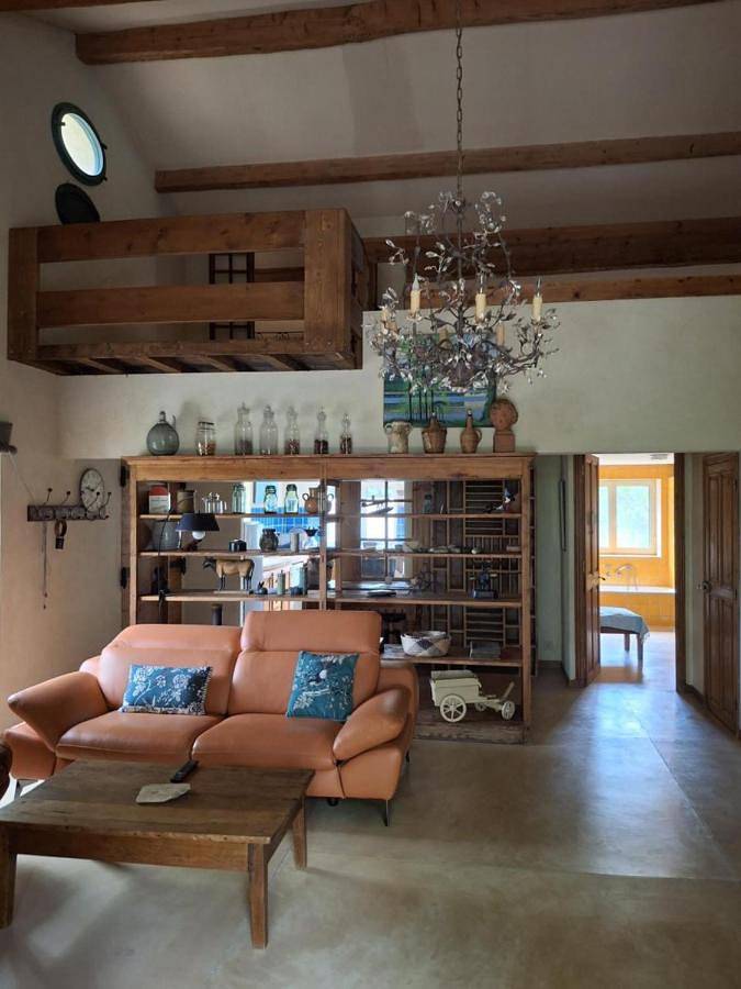 Appartement entier, La Maison perchée - Mas de Rousseau in Eyragues, Région d'Arles