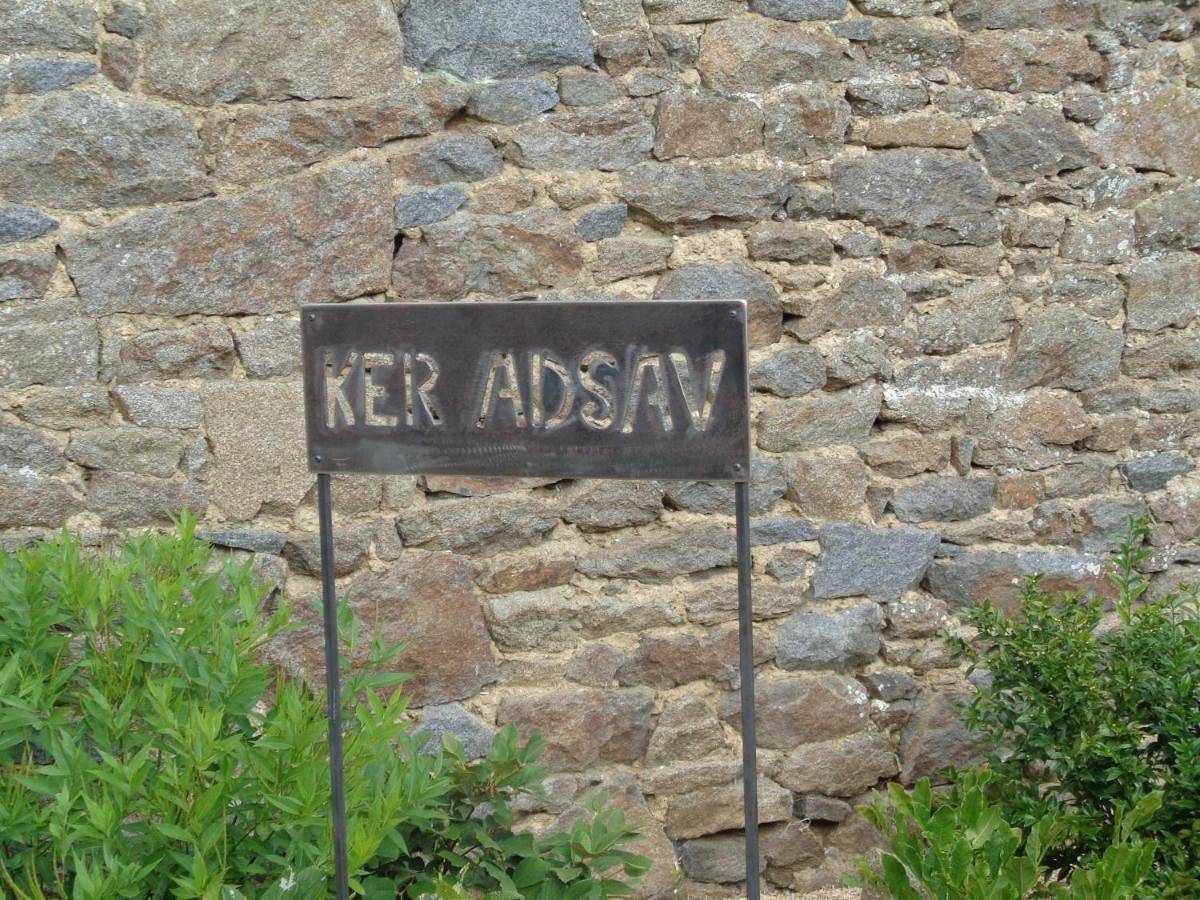 Ker Adsav o'naturel in Saint-Pierre-de-Plesguen, Région de Saint-Malo