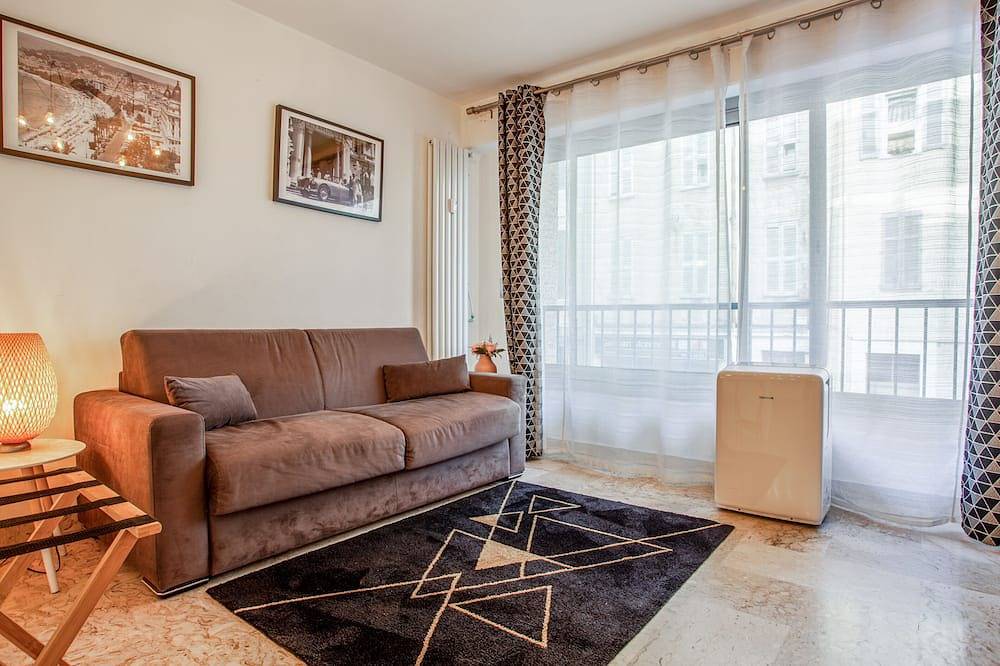 Appartement entier, Studio Merle - Welkeys in La Gaude, Région de Cannes