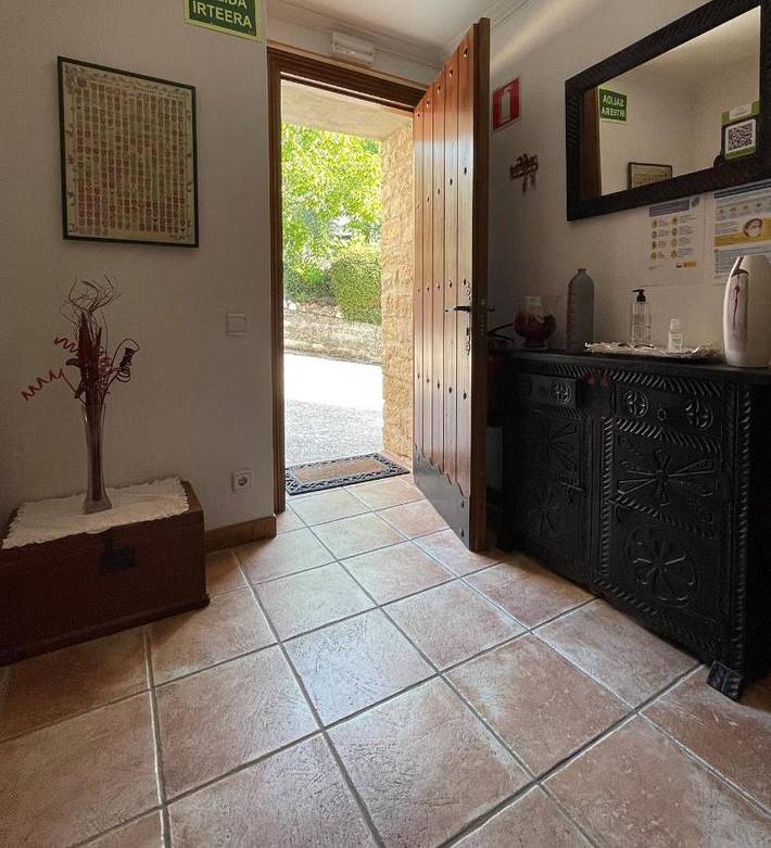Casa rural para 12 personas, con Terraza y Vistas en Allín - 4