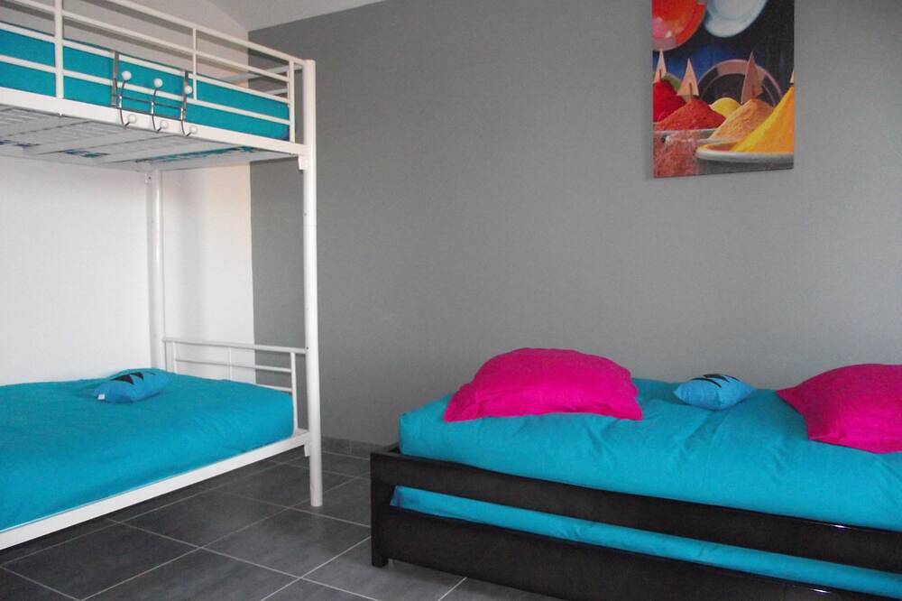 Provenzalischen, renoviertes Landhaus Tante Bertha, Komfort, Camaret-sur-Aigues in Camaret-sur-Aigues, Vaucluse