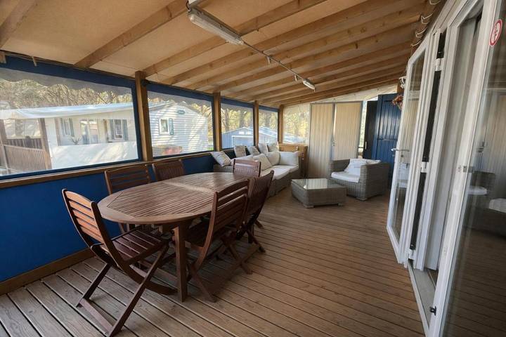 Camping pour 5 personnes, avec Terrasse et Piscine