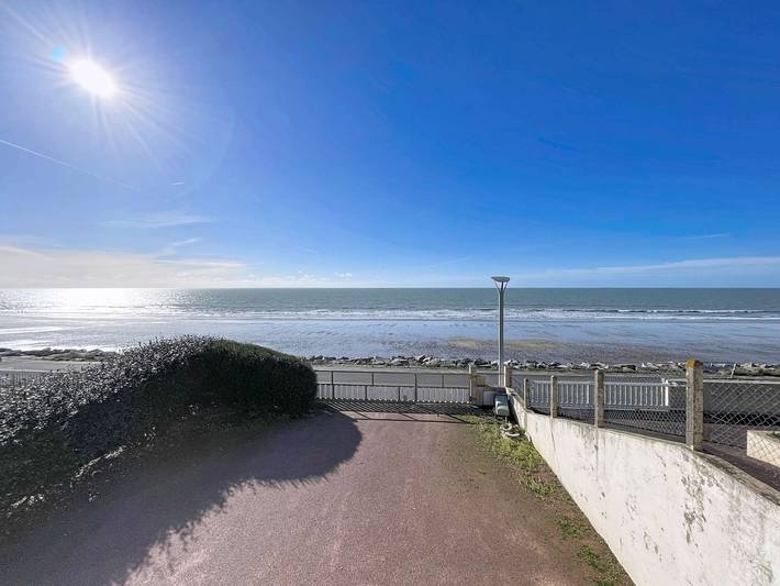 Strandhaus für 10 Personen, mit Terrasse und Garten in Frankreich - 4