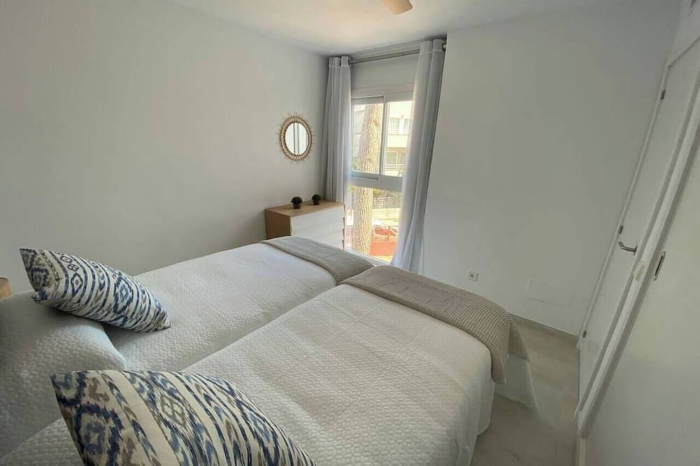 Entire apartment, Apartamento con Piscina 1 C en Playa de Canyamel in Canyamel, Capdepera