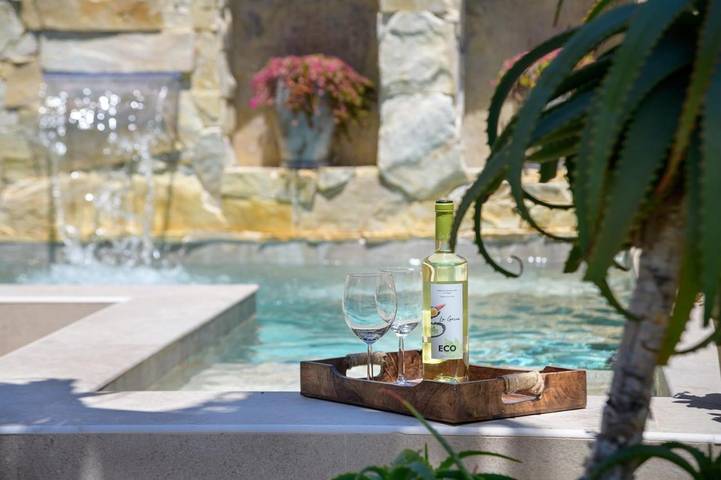 Apartamento para 4 personas, con Balcón y Terraza además de Jardín y Piscina en Los Cocoteros