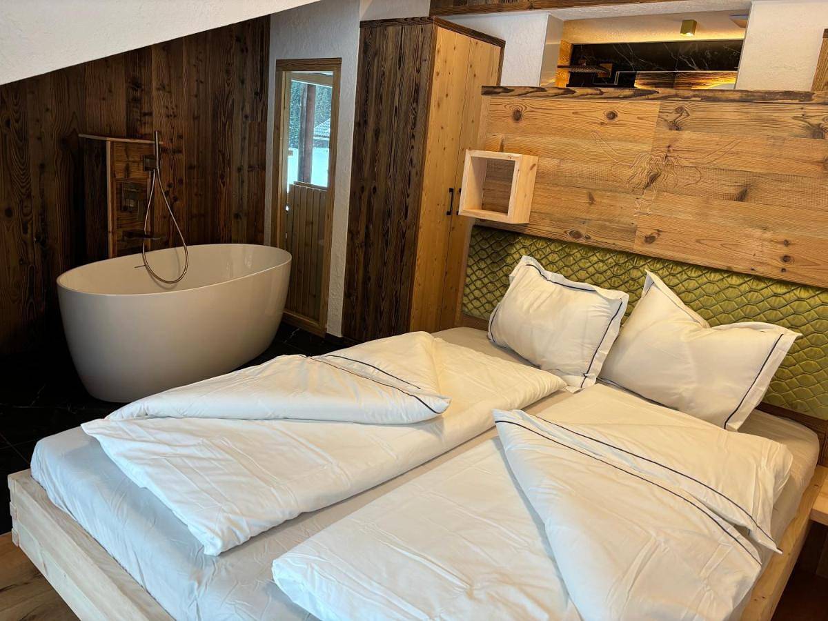 Double Room with Mountain View in Villgratener Berge, Valle di Casies