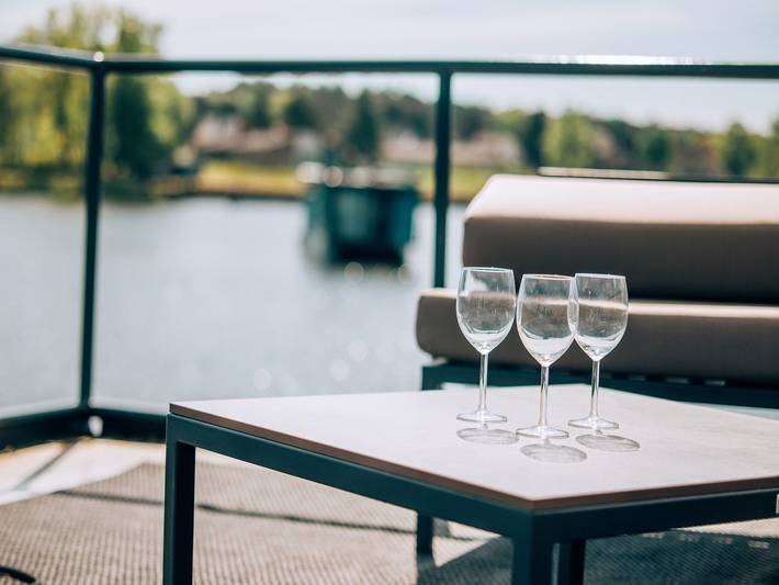 Hausboot für 6 Personen, mit Terrasse und Sauna in Brandenburg - 2
