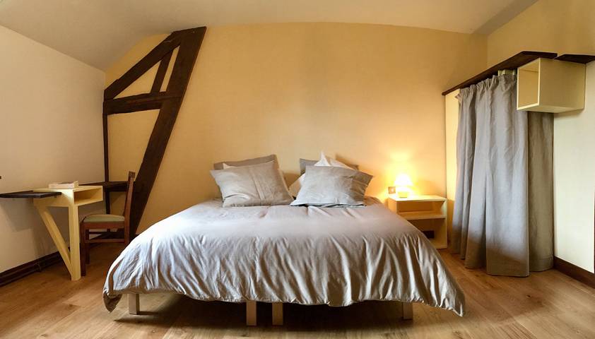 Chambre d’hôte pour 3 personnes, avec jardin dans Lac des Settons