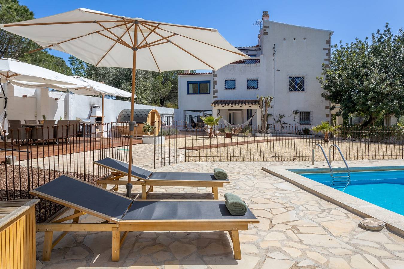 Ganze Wohnung, Ferienhaus 'Mas Tinus - Lavanda' mit Bergblick, privatem Pool und Wlan in Santa Cristina d'Aro, Costa Brava