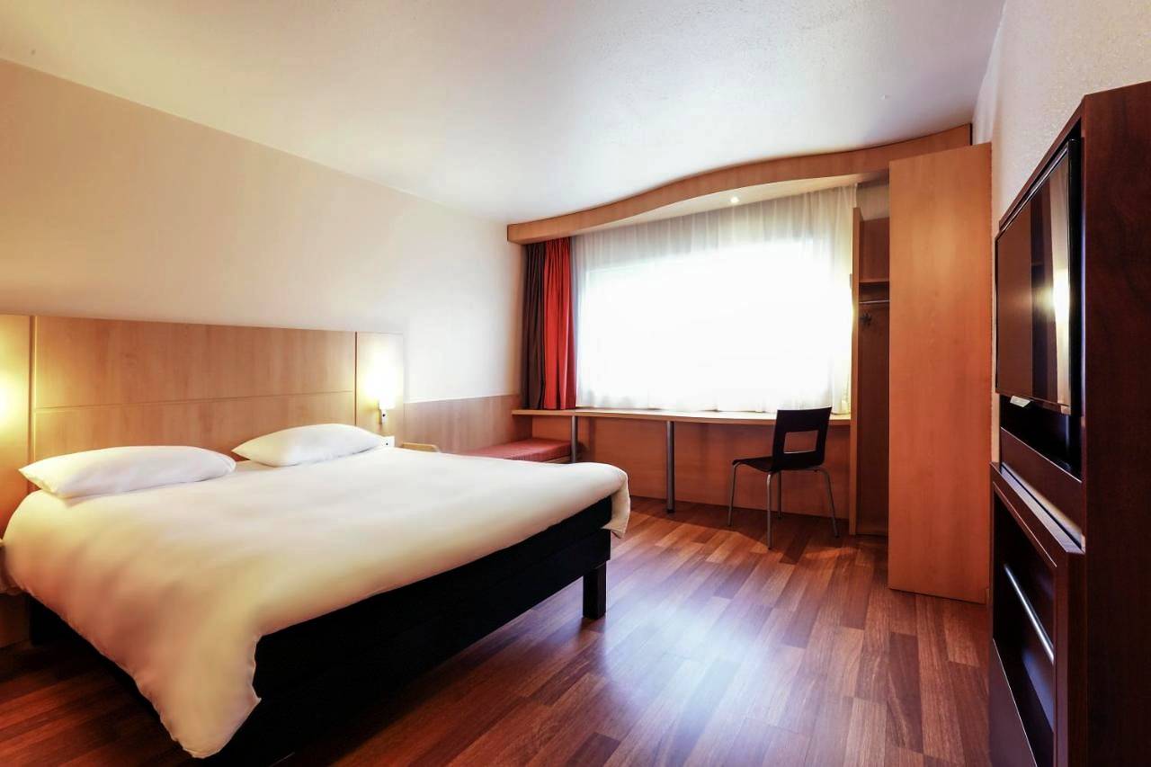 Standard Room with 1 Double Bed in Villers-Semeuse, Ardennes