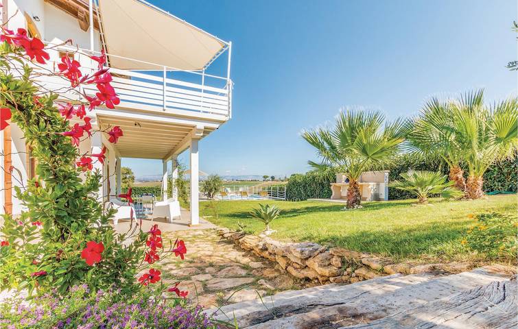 Ferienhaus für 8 Personen, mit Garten und Pool - 1