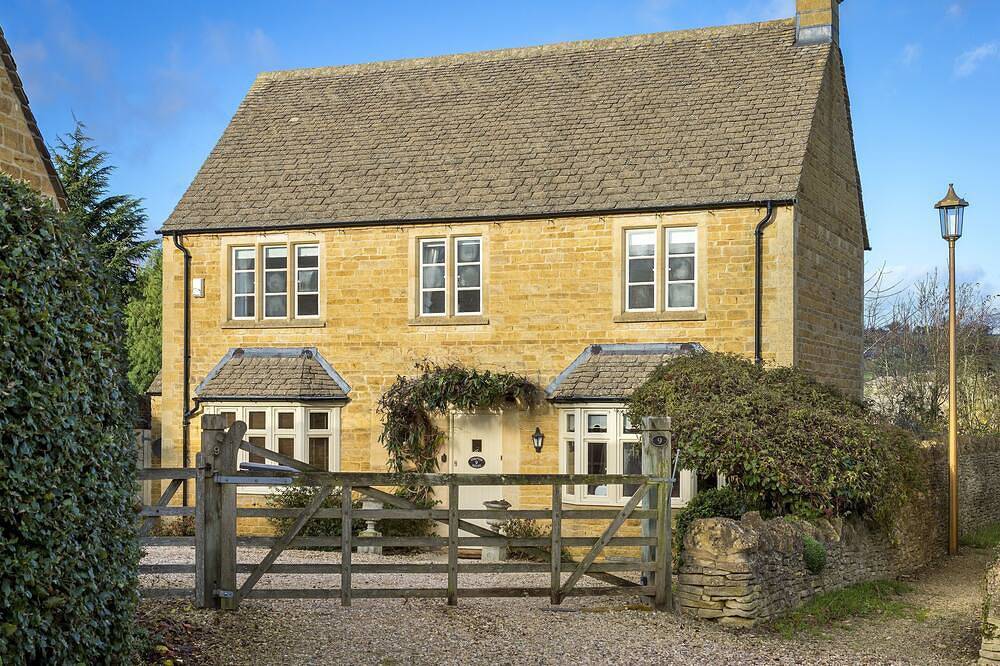 Holiday Rental for 11 People in Chipping Campden, The Cotswolds