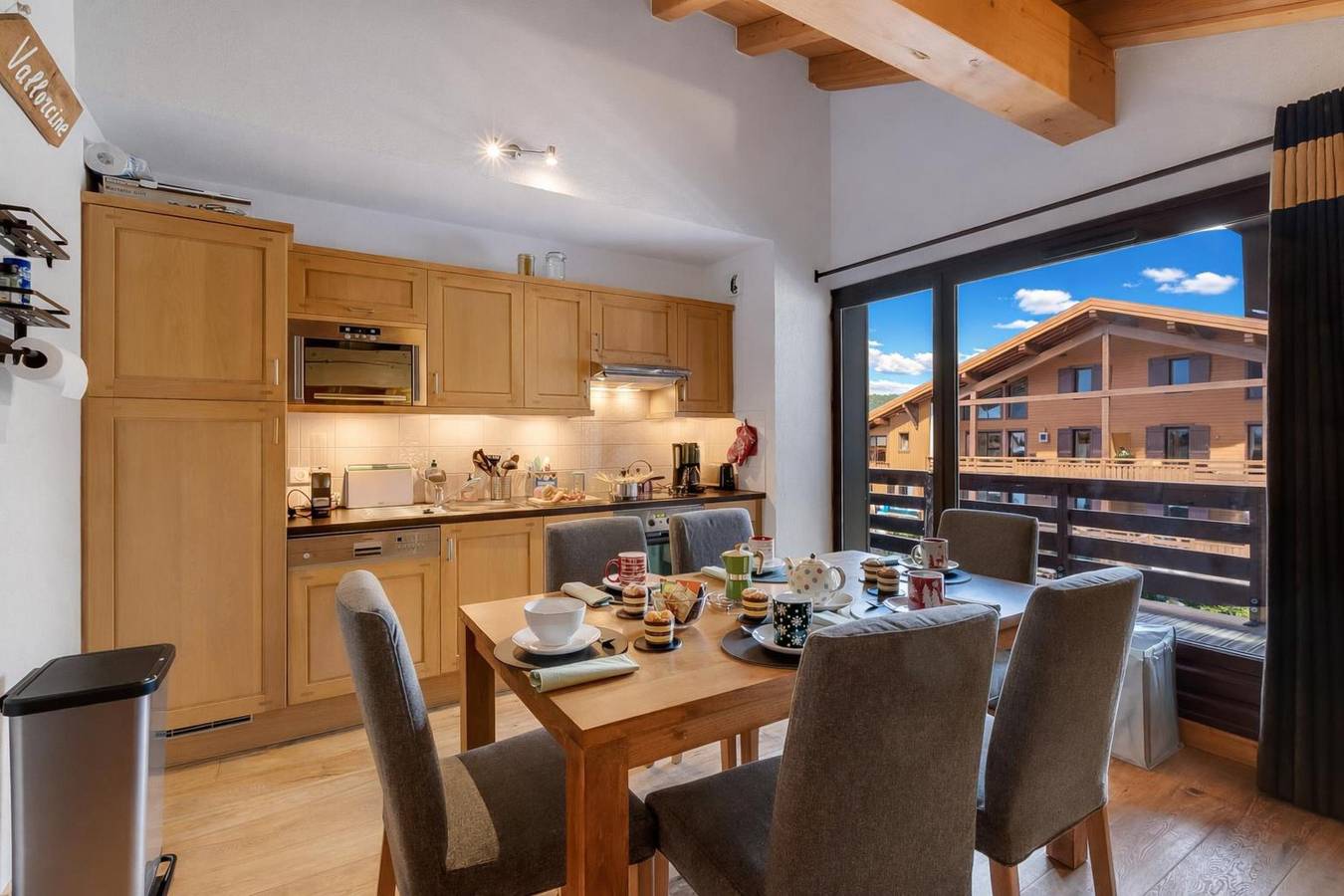 Entire apartment, L'Ours Bleu B33 - Ski in Ski out in Vallorcine, Massif du Mont-Blanc