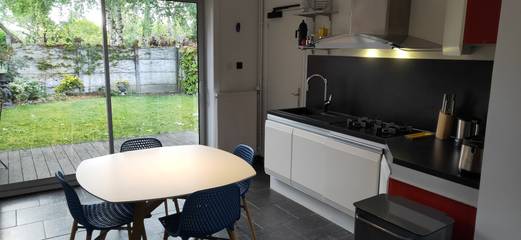 Gîte pour 6 personnes, avec terrasse à Vieux-Condé