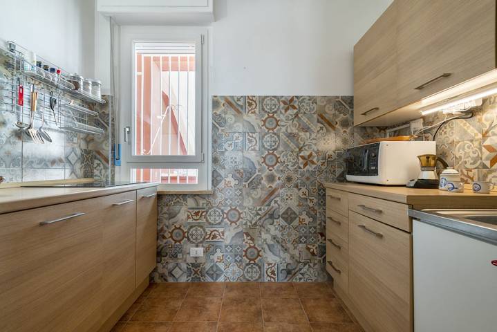 Entire apartment, Alghero Seaside Serenity Flat with Terrace! in Spiaggia di Maria Pia (Alghero), Alghero