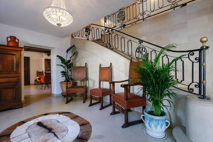 Location de vacances pour 13 personnes, avec terrasse et jardin dans Houécourt