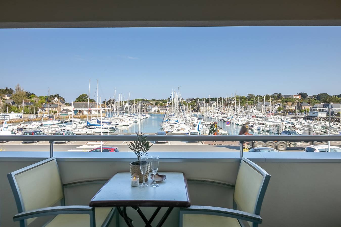 Ganze Wohnung, La Chaloupe - Appartement avec balcon vue sur le port in Dahouët, Pléneuf-Val-André