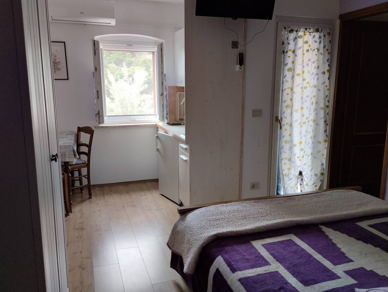 Ganze Wohnung, Studio Appartement mit Terrasse und Meerblick Beli, Cres As-22435-a in Cres Stadt, Cres