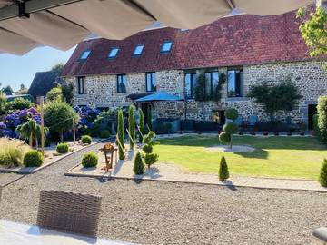 Cottage pour 2 personnes, avec vue et terrasse à Frênes