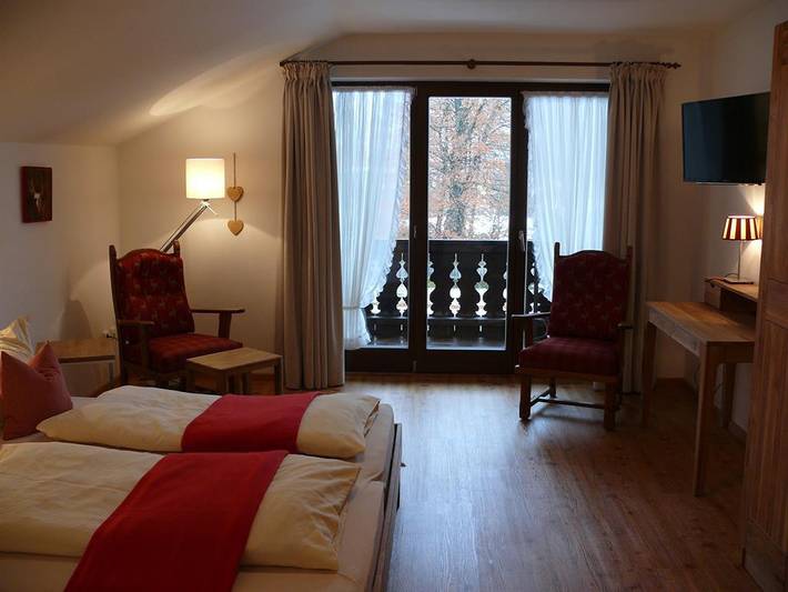 Ferienwohnung für 5 Personen, mit Balkon und Terrasse sowie Garten in Garmisch-Partenkirchen - 4