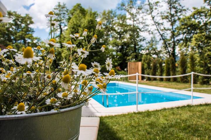 Ferienwohnung für 4 Personen, mit Garten und Balkon sowie Pool in Chalkidiki