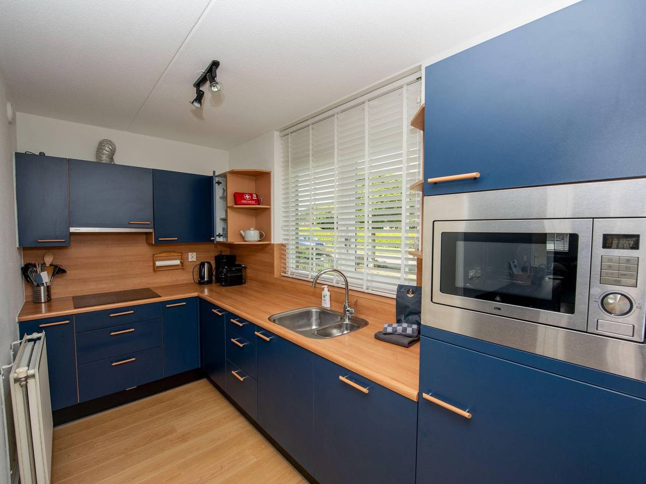 Urlaubsflucht mit privatem Anlegesteg in Friesland