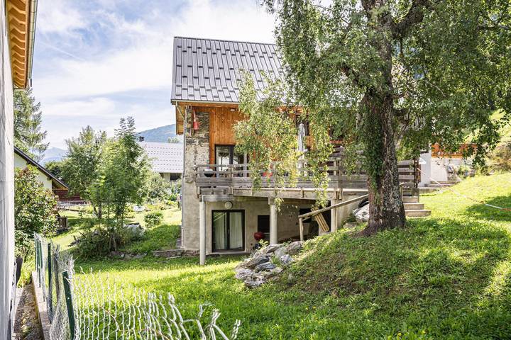 Chalet pour 14 personnes, avec Sauna dans les Alpes francaises