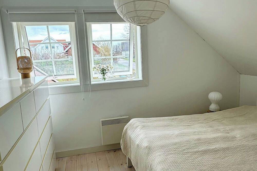 Ferienhaus mit Blumengarten und Veranda in Hvasser in Tjøme
