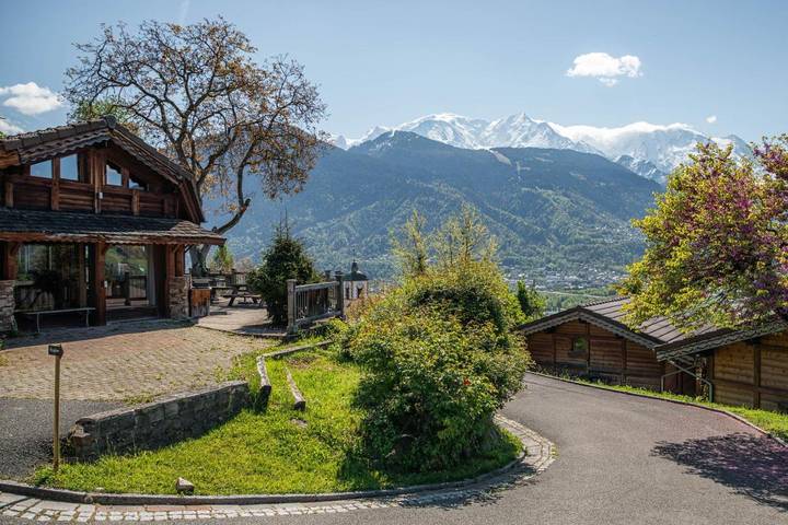 Gîte pour 12 personnes, avec terrasse ainsi que sauna et vue à Passy - 2