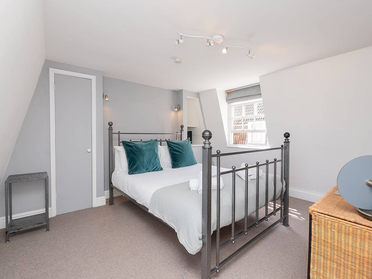 Stunning 2 bed townhouse in city centre - Pass the Keys in Bath, Bath & North East Somerset