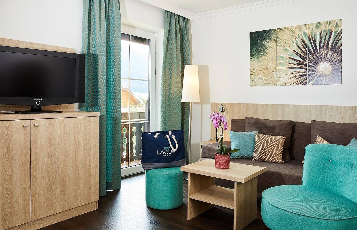 Junior suite, douche of bad, Wc, balkon in Gailtaler Alpen, Weissensee