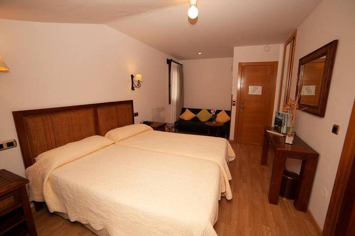 Hôtel pour 3 personnes, avec jardin - 1