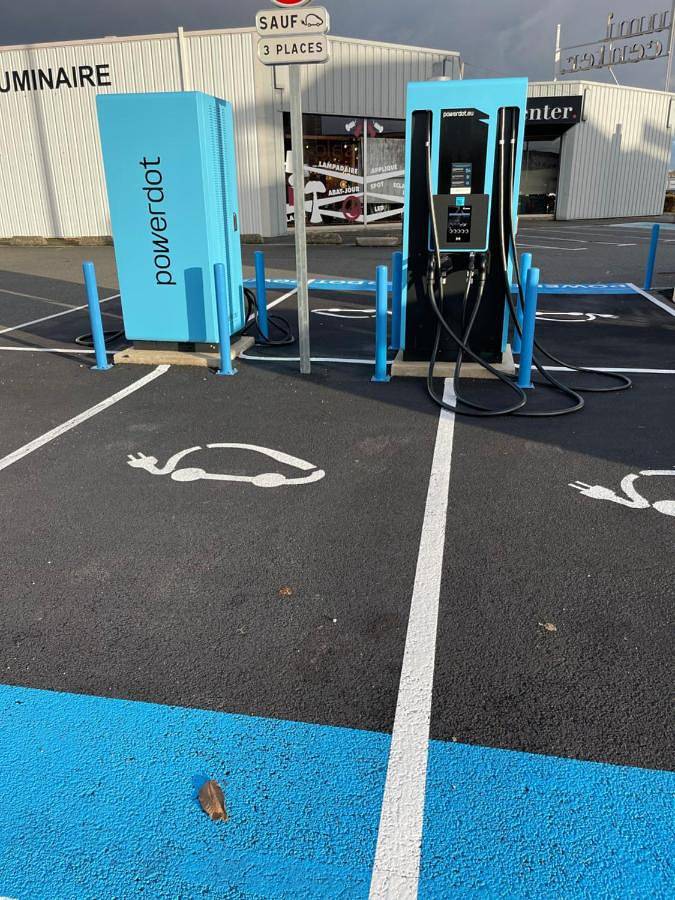 Hôtel pour 2 personnes, avec terrasse, animaux acceptés à Sébazac-Concourès - 2