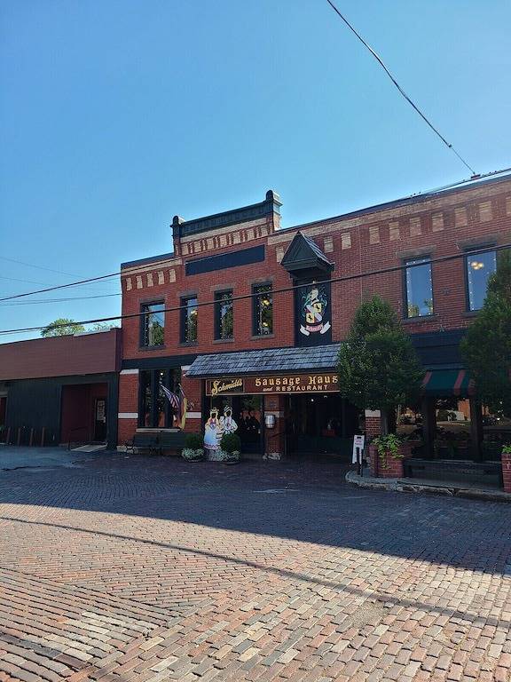 Ganze Wohnung, Columbus St Haus German Village/Petsok in Columbus, Ohio