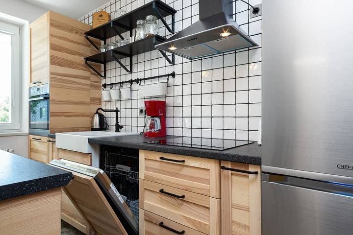 Appartamento intero, Spacious Apartment | Parking | Workspace in Breslavia, Niederschlesien