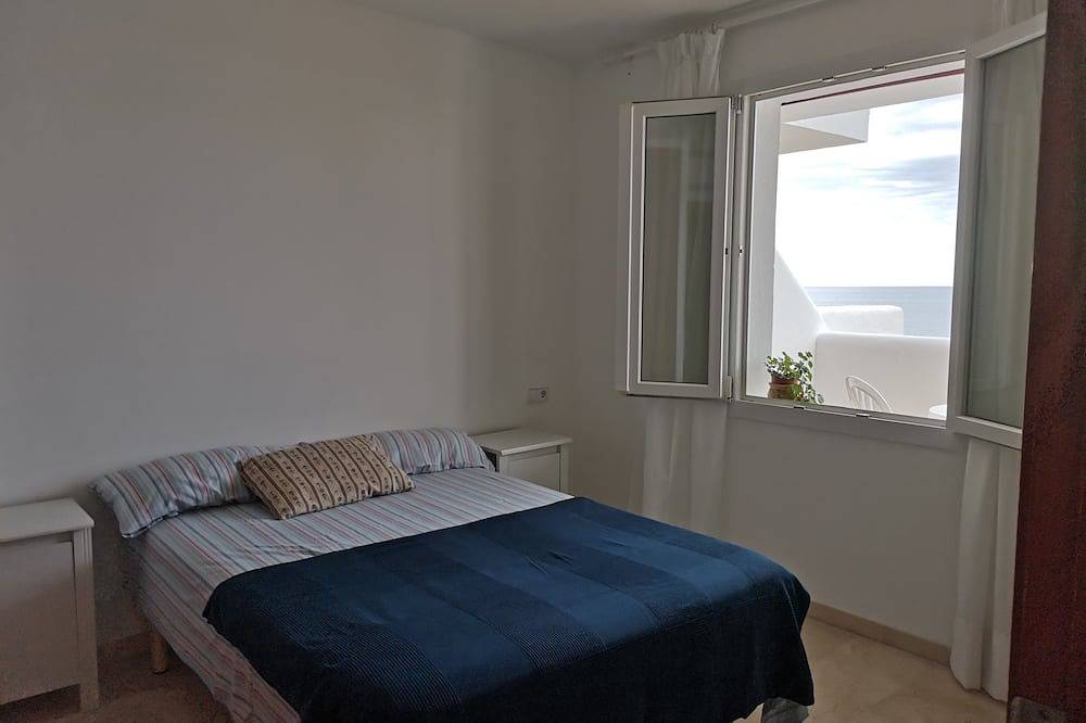 Entire apartment, Apartment with spectacular sea views in Cala d'Or, Santanyí
