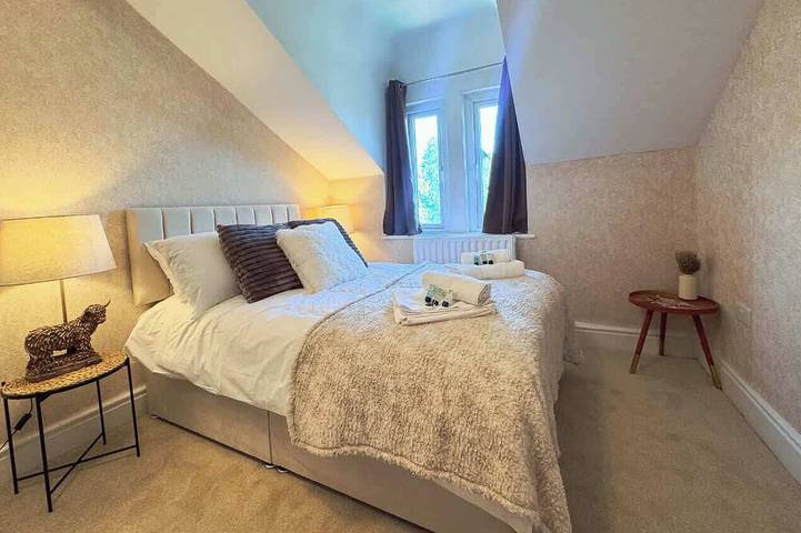 Glamping for 14 people in Harrogate