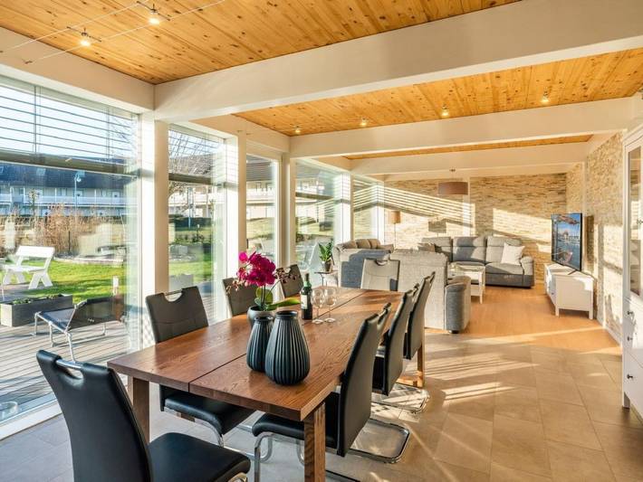 Ferienhaus für 8 Personen, mit Terrasse und Garten sowie Sauna in Usedomer Norden