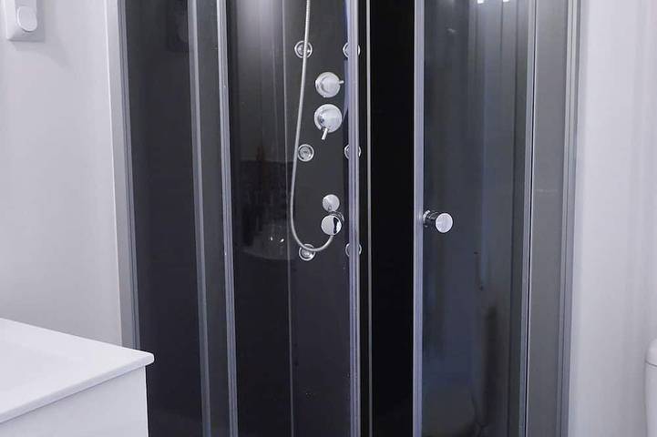 Appartement entier, 1-Séjour de charme dans une ferme rénovée in Saint-Quentin, Aisne