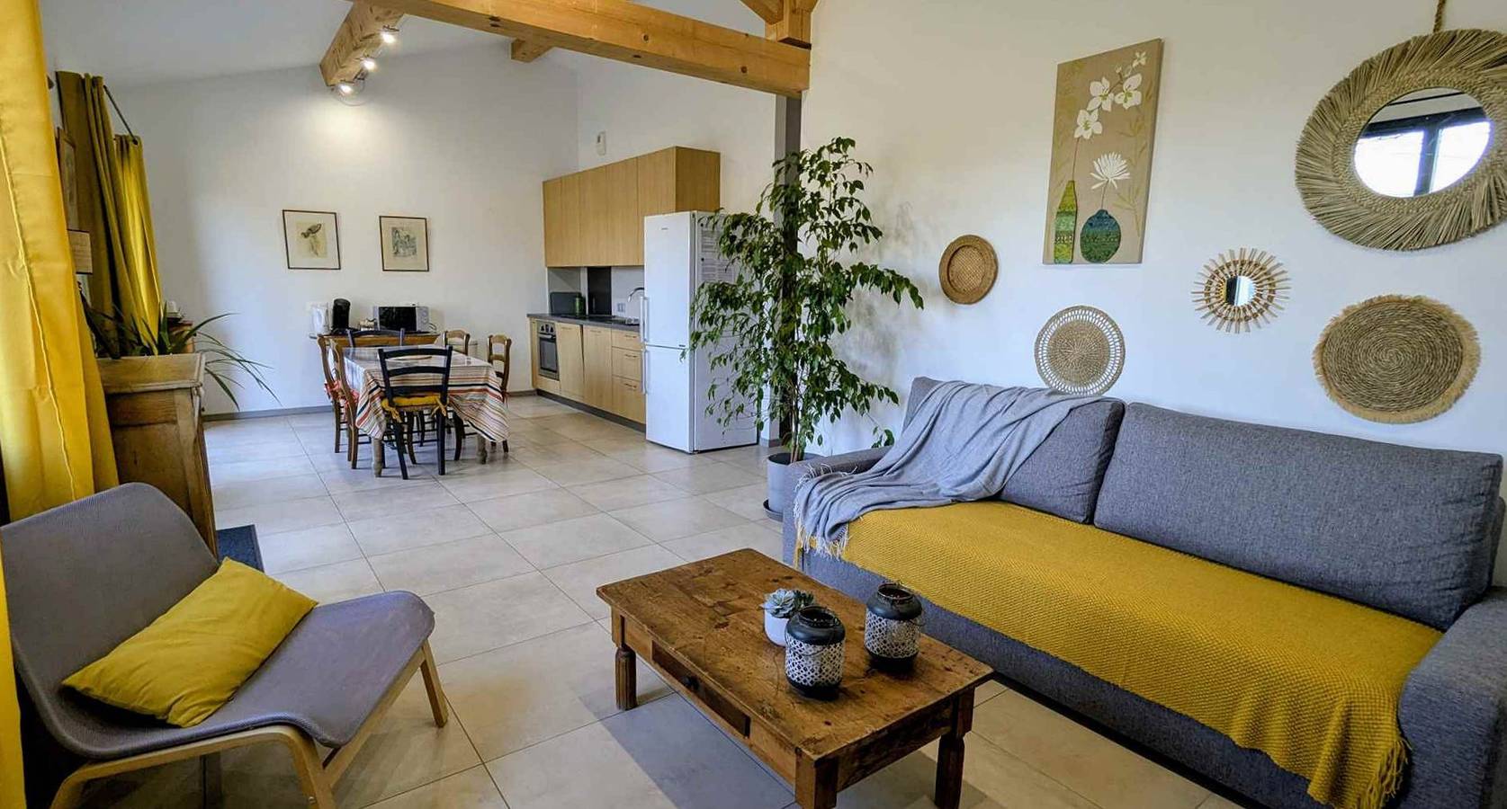 Gîte Le Micocoulier in Carpentras, Parc naturel régional du Mont-Ventoux