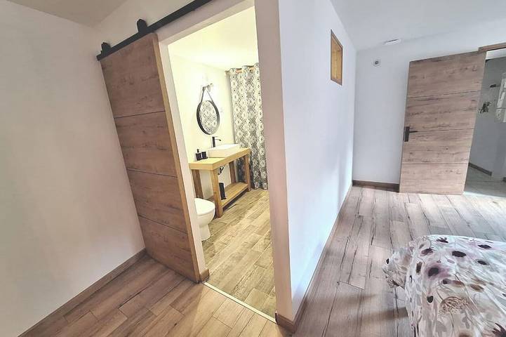 Location de vacances pour 8 personnes, avec jardin à Le Quillio - 3