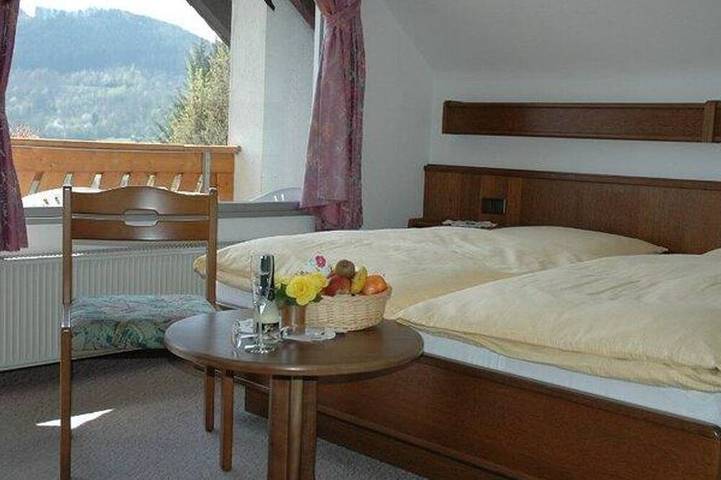 Chambre d’hôte pour 2 personnes, avec jardin et sauna à Eifel