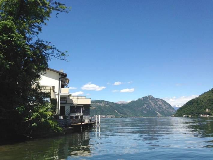 Location de vacances pour 4 personnes, avec vue ainsi que vue sur le lac et jardin dans Riva San Vitale - 3