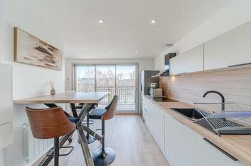 Gîte pour 12 personnes, avec balcon et vue à Caluire-et-Cuire